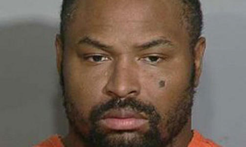  JAGET:  Maurice Clemmons er ikke funent verken p� universitet eller huset i Seattle der politiet rykket inn med store styrker mandag etter mannen som skj�t og drepte fire politifolk mens de drakk kaffe. Foto: AP/PIERCE COUNTY SHERIFF/SCANPIX.