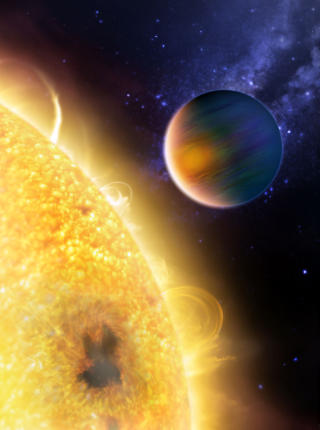 EKSTRASOLAR PLANET: Dette er en kunstnerisk fremstilling av planeten HD 189733b (til venstre) som ble oppdaget med Hubble-teleskopet i 2008. Den ligger 63 lys�r unna, og g�r alts� i bane rundt en annen stjerne enn v�r sol. P� disse planetene kan man finne liv i fremtiden. Foto: AFP/ESA, NASA / G. TINETTI