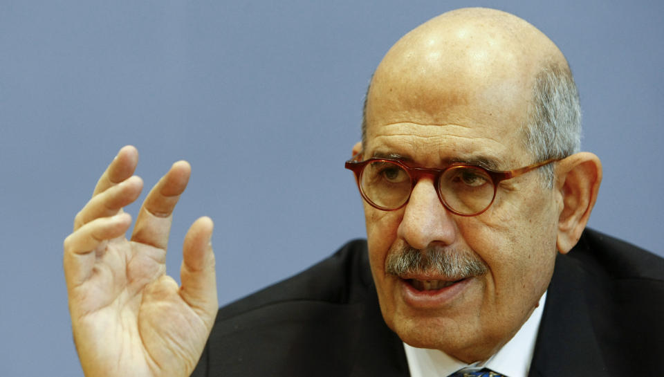 TIL POLITIKKEN?: Mohamed ElBaradei vurderer � stille i det egyptiske presidentvalget neste �r. Men det den tidligere IAEA-sjefen stiller krav om at valget skal v�re fritt og rettferdig. Foto: REUTERS / Fabrizio Bensch / SCANPIX