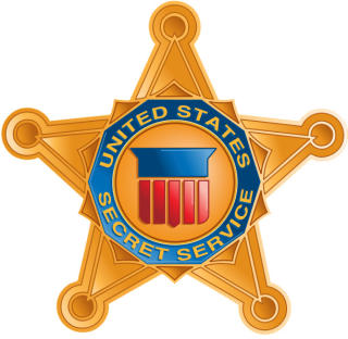 EMBLEMET: Secret Service har nesten 7000 ansatte og kontorer over hele verden. Foto: WIKIMEDIA