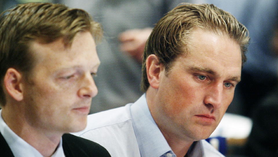 ANMELDER: Advokat Fredrik Sch�ne Brodwall, her i Gulating lagmannsrett med sin tidligere klient Kjell Alrich Schumann (40). Foto: ERLING H�GELAND/Dagbladet