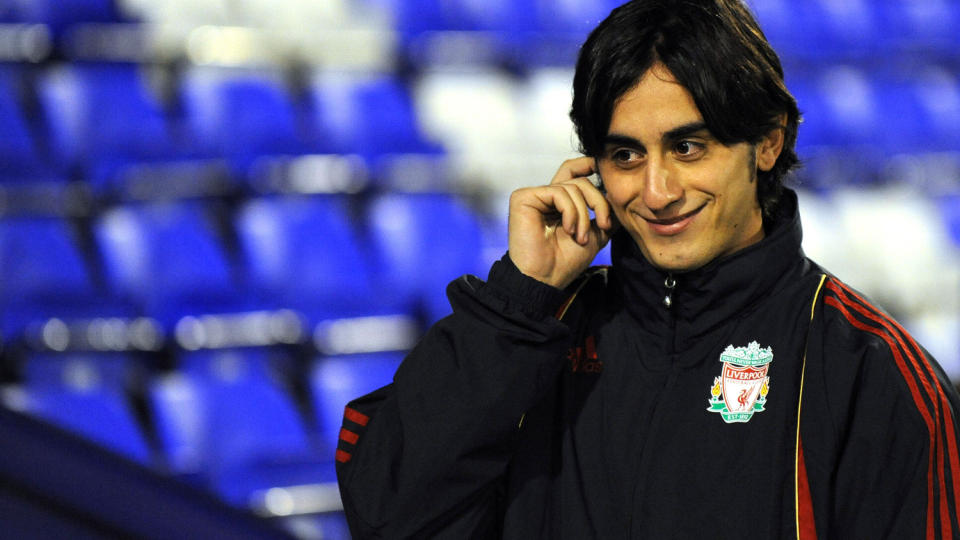 KLAR FOR DEBUT: Alberto Aquilani er ventet � gj�re sin f�rste Liverpool-kamp fra start mot sine landsmenn fra Fiorentina i morgen kveld. Midtbanespilleren har hatt en t�ff start p� Anfield-karrieren.Foto: SCANPIX/AFP/PAUL ELLIS