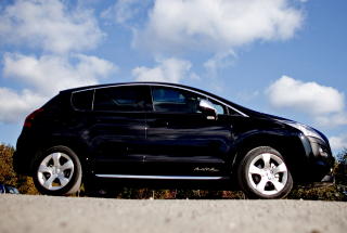 3. PLASS: Peugeot 3008. Moderne og praktisk, med prima kj�reegenskaper. 
Foto: Krister S�rb�