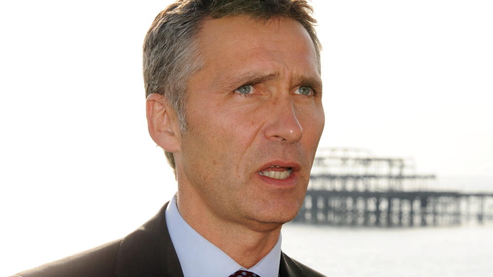 M�TES: Jens Stoltenberg ser fram til � diskutere norsk-amerikansk samarbeid blant annet n�r det gjelder milj� og innsatsen i Afghanistan n�r de to m�tes p� statsministerens kontor i morgen formiddag. Foto: Keith Hammett/Dagbladet