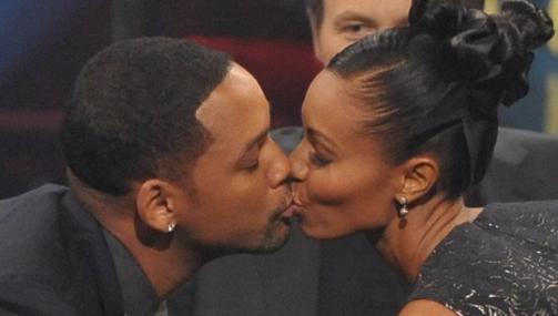 EKTE LIDENSKAP: - Men vi m� virkelig jobbe for forholdet, sier Jada Smith. Foto: STELLA PICTURES