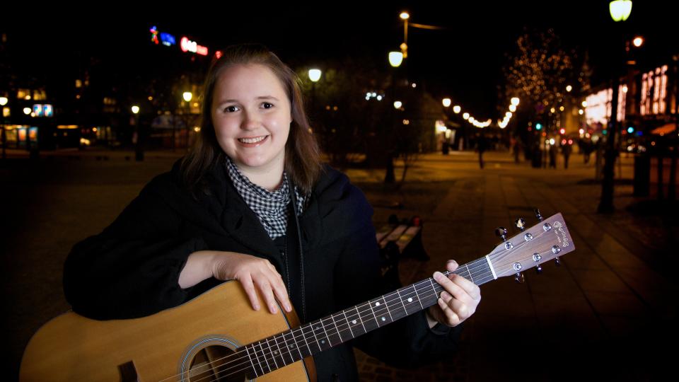H�YERE SELVTILLIT:  Elin Gaustad har f�tt h�yere tro p� seg selv etter � ha v�rt med p� �X Factor�. Foto: Eirik Helland Urke
