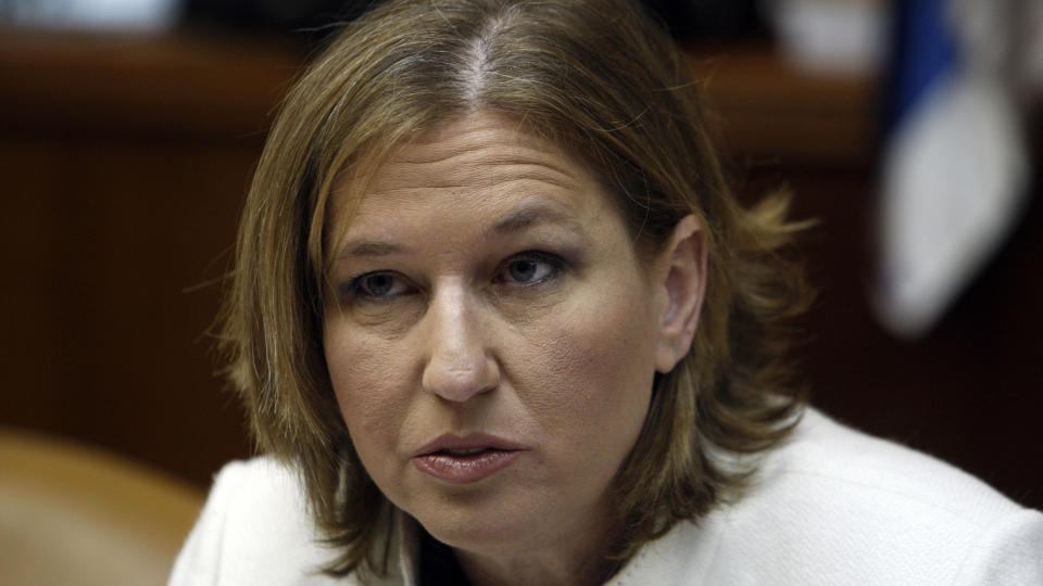 AVLYSTE LONDON-TUR: Tidligere utenriksminister og leder for det israelske opposisjonspartiet Kadima, Tzipi Livni. Foto: AFP PHOTO/POOL/RONEN ZVULUN