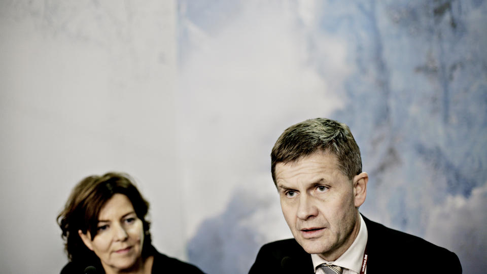 INGEN FRAMGANG: Forhandlingsleder Hanne Bjurstr�m og milj�vernminister Erik Solheim m� konstatere at antallet store problemer i klimaforhandlingene ikke er blitt mindre. Foto: Kristian Ridder-Nielsen