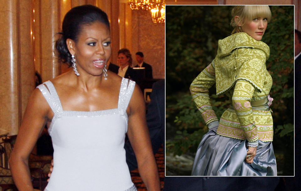 INTERNASJONALT MOTEIKON:  Michelle Obama f�r mye oppmerksomhet i internasjonal motepresse. Det kan ha betydning for det norske merket Oleana, n�r hun n� har plukket med seg fire strikkejakker de har designet. Foto: SCANPIX/OLEANA