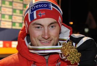 - LIKE LITE SANNSYNLIG: At Canal   blir sittende igjen uten Premier League er like sannsynlig som at Petter Northug ender opp uten medalje i OL i Vancouver, mener den svenske adm.dir. i Canal  Norden. Foto AP Photo/Jens Meyer