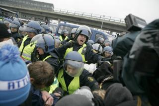 KAOTISK: Demonstrasjon i forbindelse med klimatoppm�tet COP15 onsdag. Foto: Torbj�rn Gr�nning/Dagbladet