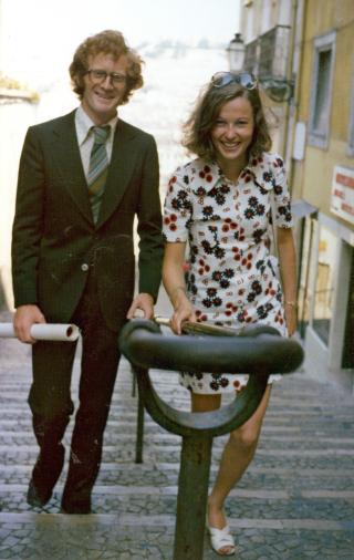 UNGE H�YRE-STJERNER: I 1974 reiste Kai Eide sammen med Kaci Kullmann Five til Lisboa etter at diktatoren Salazar var falt. Foto: Per-Kristian Foss