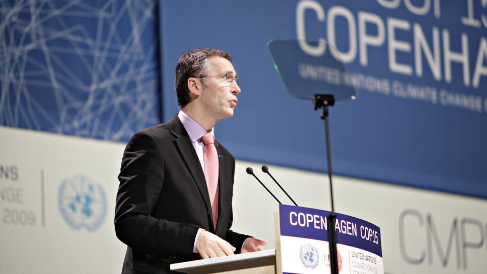 TALTE:  Statsminister Jens Stoltenberg mener klimaforhandlingene er i en sv�rt kritisk situasjon. Foto: Kristian Ridder-Nielsen