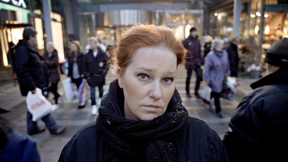 TAKKNEMLIG: Alenfors�rger Kristine Dyrkorn (33) har verken penger til mat eller gaver til sine tre barn fordi NAV-utbetalingen er utsatt til etter jul.
Foto: Lars Eivind Bones / Dagbladet
