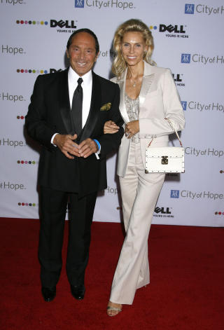 TURBULENT FORHOLD: Hollywoodfruen Anna Anka og ektemannen Paul Anka. Foto : STELLA PICTURES TURBULENT FORHOLD: Hollywoodfruen Anna Anka og ektemannen Paul Anka. Foto : STELLA PICTURES