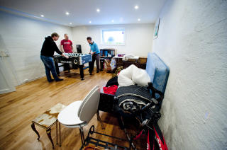 P� gutterommet: Foosballbordet er trygt plassert i kjellerstua til Sigurd Sollien. Foto: John T. Pedersen/Dagbladet