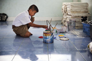 BARNEBIBLIOTEK: RCF drifter i dag ni barnebibliotek i Khao Lak-omr�det, og gj�r en stor forskjell i mange barn og unges liv. Foto: SIGRUD FANDANGO