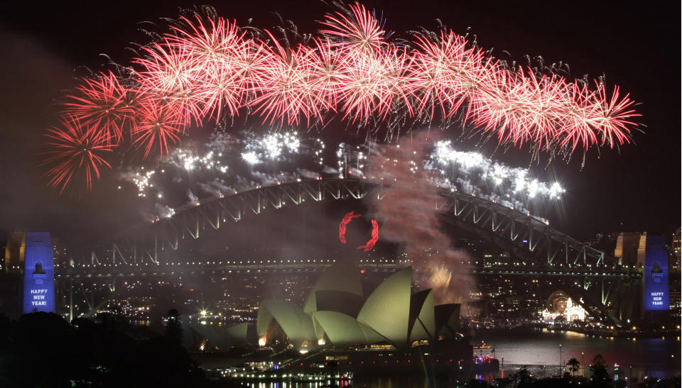 SYDNEY: I Australia har man allerede startet p� 2010. Her fra rakettoppskytingen i Sydney i natt. Foto:  REUTERS
