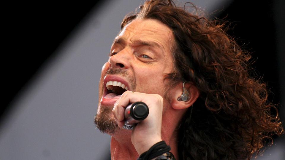 GJENFORENER GAMLEBANDET: Vokalist Chris Cornell, som ikke har hatt all verdens hell med sin solokarriere. Foto: SCANPIX/ EPA/VALERIE KUYPERS