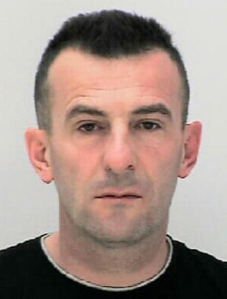 DREPTE FEM: Ibrahim Shkupolli (43).