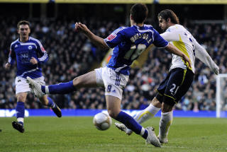 ENKELT VIDERE: Niko Kranjcar scoret to av m�lene da Tottenham tok seg videre p� bekostning av Peterborough.Foto: SCANPIX/REUTERS/Toby Melville