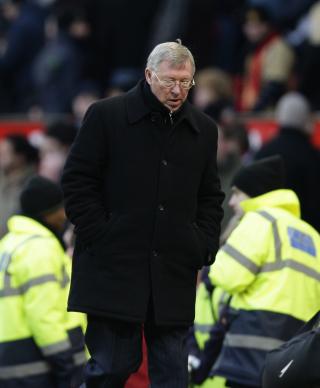 VARSLER ENDRINGER: Etter den elendige forestillingen mot Leeds varsler Ferguson at flere spillere som var p�tenkt en startplass mot Manchester City i midtuka kan glemme det. Foto: AP Photo/Jon Super