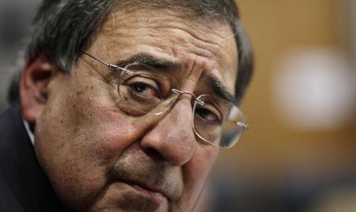 TAR SAKEN ALVORLIG:  Bomben i Khost forbig�s ikke i stillhet. Dette er CIA-direkt�r Leon E. Panetta. Foto: AP /J. Scott Applewhite