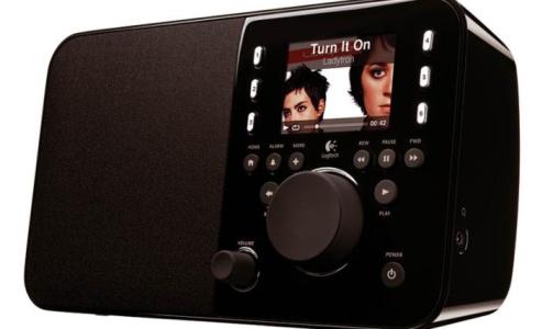 SQUEEZEBOX RADIO: Nettradio og nettverksspiller med h�y nerdefaktor. Foto: LOGITECH