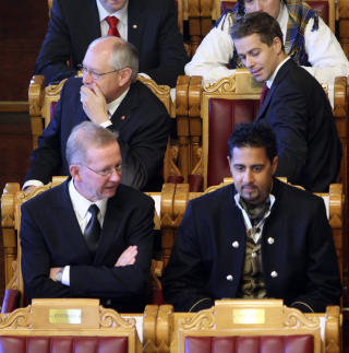 OPPLEVD DET SAMME: Stortingskollega Are Helseth (t.h.) har gjennom mange �r som ut�vende lege ved B�rum sykehus og Rikshospitalet samme opplevelser som Toppe. Foto: SCANPIX