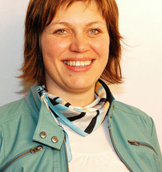 LAILA GUSTAVSEN (AP): - Legene har ofte veldig manglende kunnskap om arbeidsplassen, arbeidsmilj�et og tilretteleggingsmuligheter.