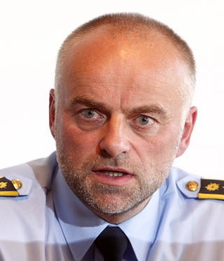  AVH�R I DAG:  Politiet regner med at den drapssiktede mannen kan avh�res seinere i dag etter at han har v�rt til legebandling med mindre skader, sier politiadvokat Jon Borgen. Arkivfoto: Knut Falch, Scanpix.