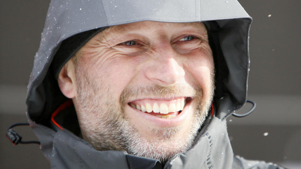 KVITFJELL 20070310:
Alpinpensjonist Lasse Kjus var tilskuer under l�rdagens utforrenn i Kvitfjell. Smilende portrett med anorakk-hette. 
Foto: H�kon Mosvold Larsen / SCANPIX