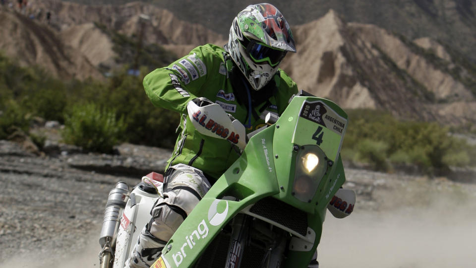 MISTET ANDREPLASSEN: P�l-Anders Ullev�ls�ter ga alt, men mistet andreplassen i Dakar Rally etter � ha tapt endel i slutten. Foto: Natacha Pisarenko / AP.