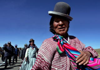 BLE IKKE HEMNINGSL�SE: En indianergruppe i Bolivia som fikk bes�k av en sosialantropolog innlemmet forskeren i sin drikkekultur. De drakk seg fulle, men det var vanskelig � observere regelbrudd, fri tale og f�lelsesutbrudd. Foto: REUTERS/Jorge Silva
