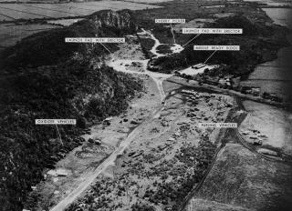 CUBA-KRISEN: I midten av oktober 1962 viste luftfotografier at sovjeterne var i ferd med � anlegge baser for mellomdistanse- og langdistanseraketter med kjernefysiske sprenghoder p� Cuba. USA iverksatte blokade av �ya mens sovjetiske b�ter var p� vei. Ved juletider var krisen avverget. Foto: AFP