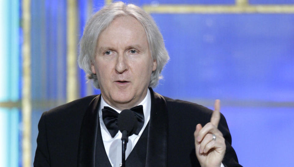 STOR MANN, STOR FILM: Det er ikke alltid en film som har solgt mange billetter p� kino ogs� vinner mange priser - men i �r ser ut til � bli et unntak. James Cameron hentet b�de hjem pris for beste dramafilm og for beste regi under nattas Golden Globe. FOTO: SCANPIX/AP