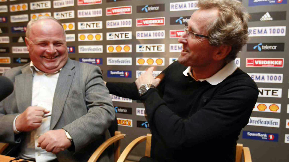 STYRELEDEREN VIL BLI: Rosenborgs styreleder Terje Svendsen (t.v) �nsker � bygge videre i RBK. Trener Erik Hamren forsvinner derimot til Sverige. Foto: Gorm Kallestad / SCANPIX
