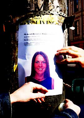 Leteaksjon: Da Benedicte forsvant stilte hundrevis av mennesker opp for � lete etter henne. Overalt i Oslo sentrum og omegn hang det plakater med bilde og etterlysning av ungjenta. 