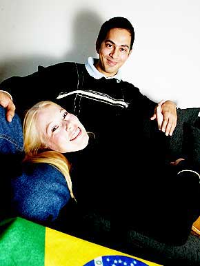 Pendlet f�rst: I to �r pendlet Runa Hestmann Tierno og Marcelo Tierno mellom Brasil og Norge. De m�ttes da Runa var p� backpackertur i Latin-Amerika. I dag er de gift og bor p� Sofienberg i Oslo. 