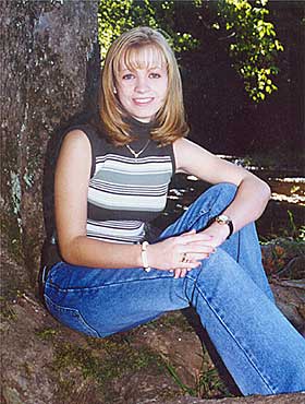 JESSICA LYNCH: Den 19-�rige jenta var sist hjemme til jul, da sa hun at hun ikke angret p� at hun hadde g�tt inn i forsvaret. For tre uker siden ble hun sendt til Midt-�sten. Det var f�rste gang utenfor USA for henne. 