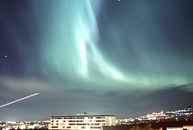 Nordlys: Kanskje får vi se et fantastisk nordlys som følge av solutbruddet.