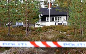 DREPTE FAMILIEN:  Den 37 �r gamle familiefaren tok livet av s�nnen (6), datteren (11), kona (38) og seg selv med HV-gev�ret.