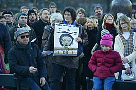 DEMO: Da Petter Nome sa hva han mente om krig foran Stortinget, ble han kneblet av arbeidsgiveren. N� sier Universitetene at de ikke har noen mening om krig.