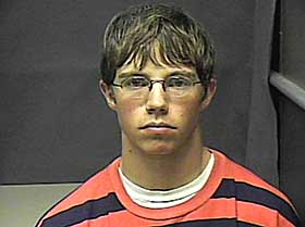 TATT MED BUKSENE NEDE: Anthony Scholfield var p� truseraid da han ble arrestert i Wisconsin. Det hadde han v�rt f�r ogs�.