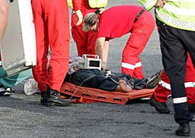 SKJ�T OG S�RET SEG SELV: En 34 �r gammel mann ble skutt og drept i Solbergelva i Nedre Eiker i Buskerud. Den antatte gjerningsmannen (bildet) skj�t seg selv f�r han ble p�grepet.
