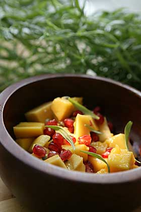 Dessert eller forrett: Mango med pasjonsfrukt og estragon.