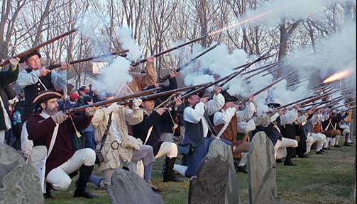 MINUTEMEN: De originale Minutemen var den patriotiske militsen som v�pnet seg til kamp mot det engelske herred�mmet under frigj�ringskrigen i 1775 - 1783.