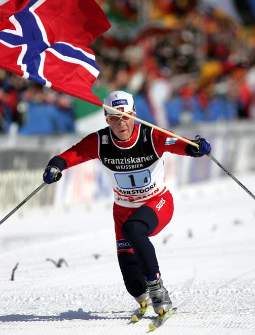 20 I STIL: Tore Ruud Hofstad lekte seg i m�l p� stafetten.