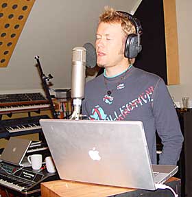 I STUDIO: Mange av de nye l�tene skal alt v�re innspilt. Det nye albummet skal v�re p� gata i l�pet av �ret.