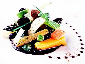 FRANSK LUKSUS: Slik ser det ut n�r California-restauranten French Laundry slenger sammen en vegetarsalat...